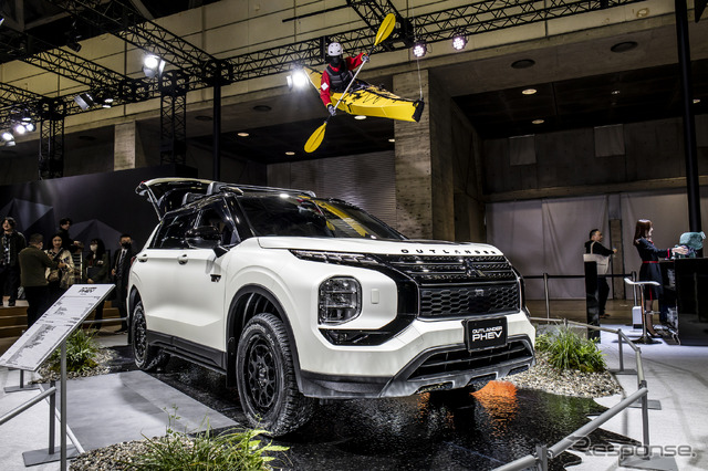 三菱 アウトランダーPHEV アクティブ・フィールド(東京オートサロン2024)