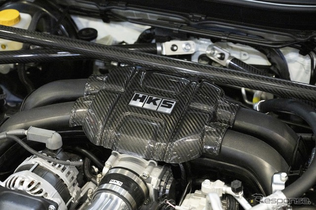 あのHKSがハイエースをPHEVにしちゃった!カーボンニュートラルもチューニングも本気のHKS…東京オートサロン2024