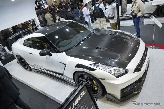 あのHKSがハイエースをPHEVにしちゃった!カーボンニュートラルもチューニングも本気のHKS…東京オートサロン2024