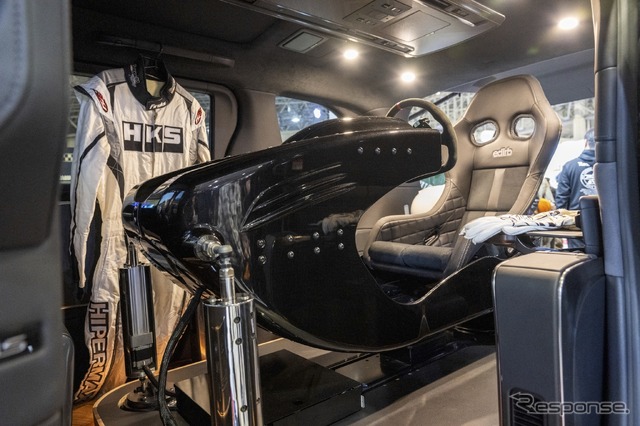 あのHKSがハイエースをPHEVにしちゃった!カーボンニュートラルもチューニングも本気のHKS…東京オートサロン2024