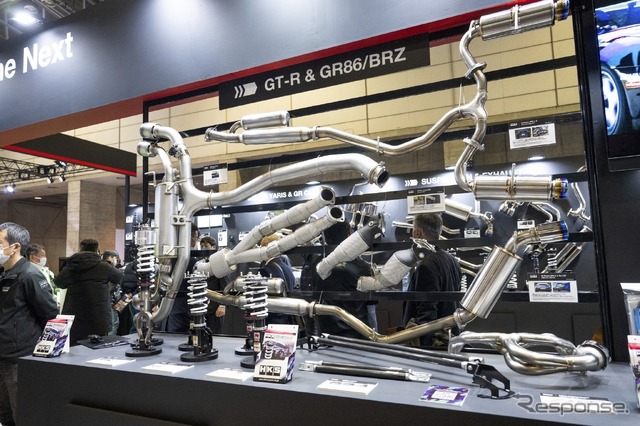 あのHKSがハイエースをPHEVにしちゃった!カーボンニュートラルもチューニングも本気のHKS…東京オートサロン2024