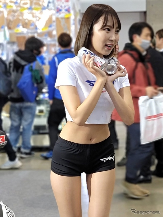 D-MAX(葵成美)