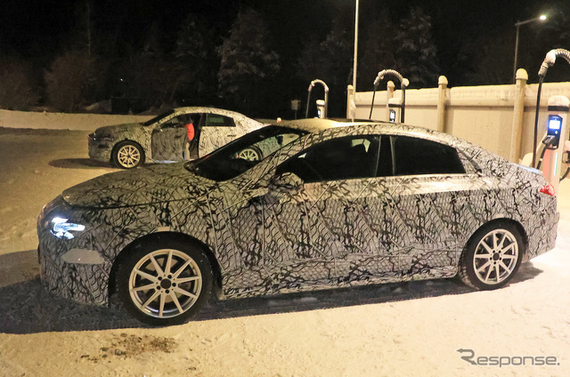 メルセデスベンツ CLA 次期型プロトタイプ(スクープ写真)