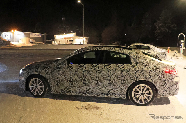 メルセデスベンツ CLA 次期型プロトタイプ(スクープ写真)