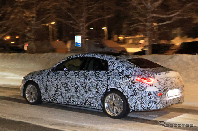 メルセデスベンツ CLA 次期型プロトタイプ(スクープ写真)