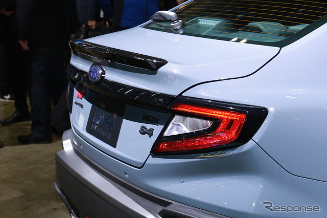 スバル WRX S4 STI Sport♯ PROTOTYPE
