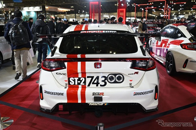 「Honda R&D Challenge」の「CIVIC TYPE R(FL5)」