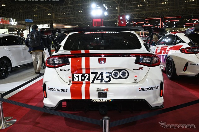 「Honda R&D Challenge」の「CIVIC TYPE R(FL5)」
