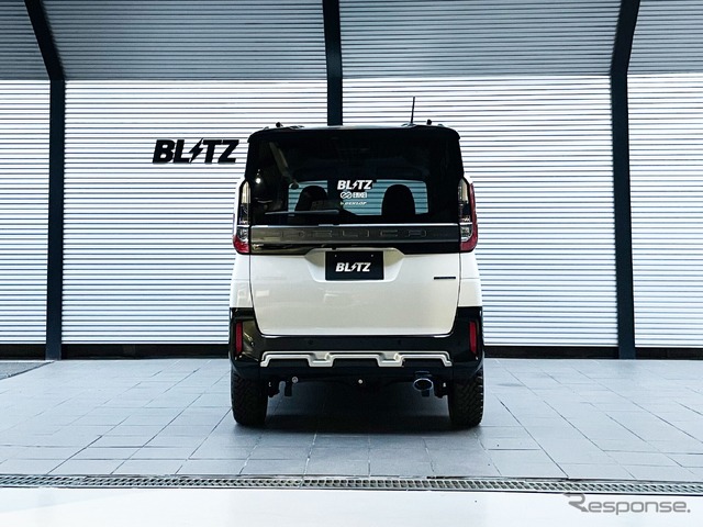 三菱デリカミニ(B38A)用 NüR-SPECカスタムエディション:チタンカラーテールセット(VSR)装着例