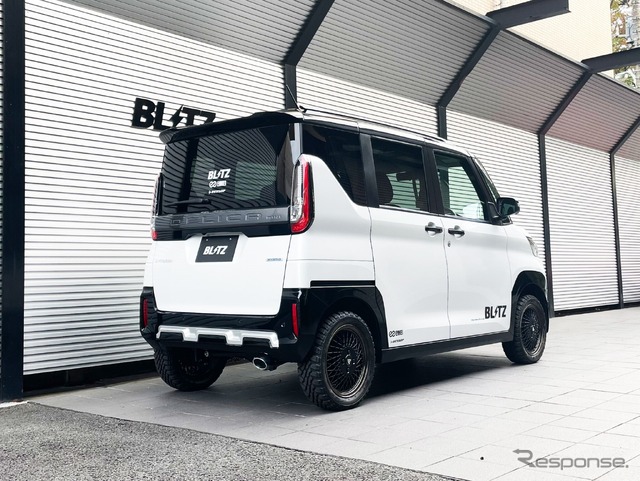 三菱デリカミニ（B38A）用 NüR-SPECカスタムエディション：ステンレステールセット（VS）［63586］装着例