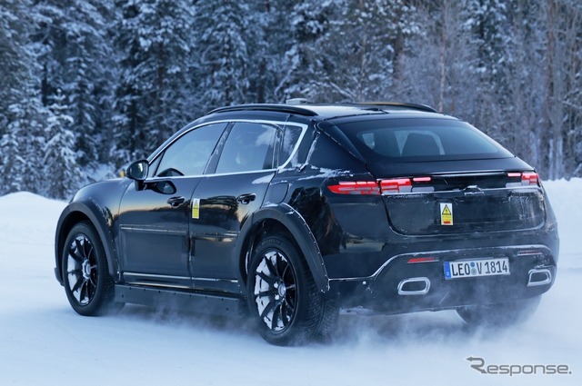 ポルシェ カイエン EV プロトタイプ(スクープ写真)