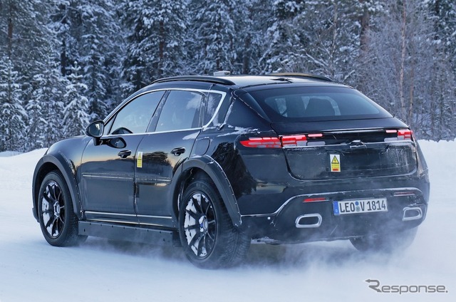 ポルシェ カイエン EV プロトタイプ(スクープ写真)