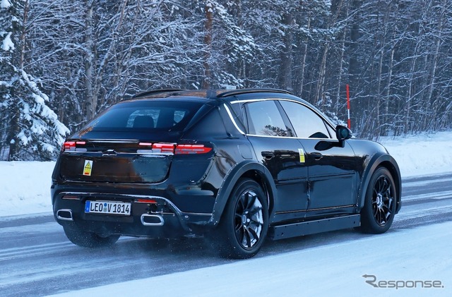 ポルシェ カイエン EV プロトタイプ(スクープ写真)