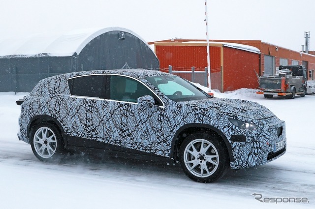 メルセデスベンツ EQC SUV プロトタイプ(スクープ写真)