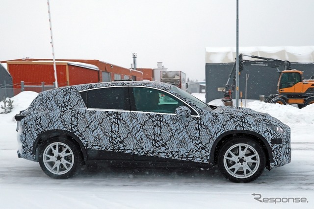 メルセデスベンツ EQC SUV プロトタイプ(スクープ写真)