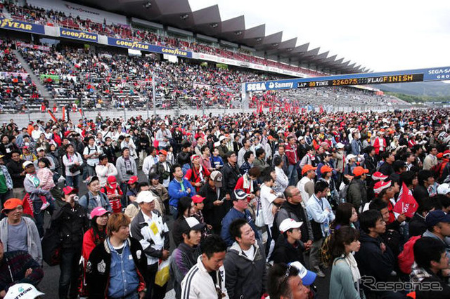 【SUPER GT 第3戦】レース以外でもおおにぎわい