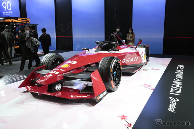 日産 e-4ORCE 04