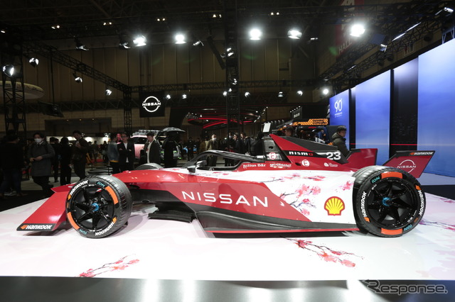 日産 e-4ORCE 04