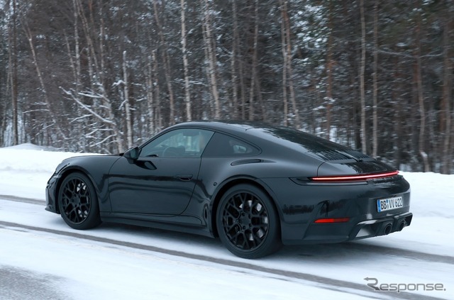 ポルシェ 911 改良新型プロトタイプ(スクープ写真)