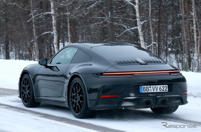 ポルシェ 911 改良新型プロトタイプ(スクープ写真)