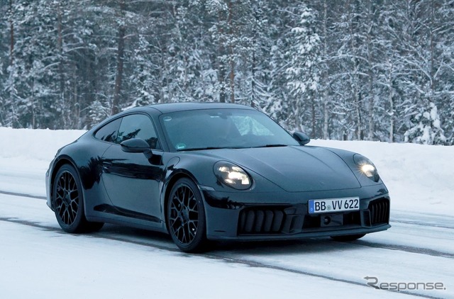 ポルシェ 911 改良新型プロトタイプ(スクープ写真)