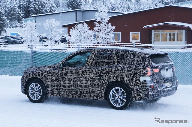BMW X3 次期型プロトタイプ(スクープ写真)
