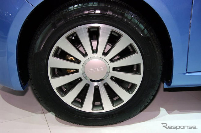 【上海モーターショー09ライブラリー】吉利汽車 EMGRAND EV825