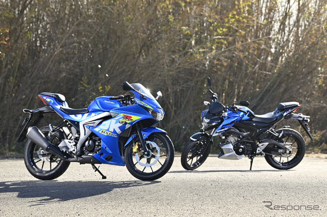 スズキ GSX-R125(左)とGSX-S125(右)