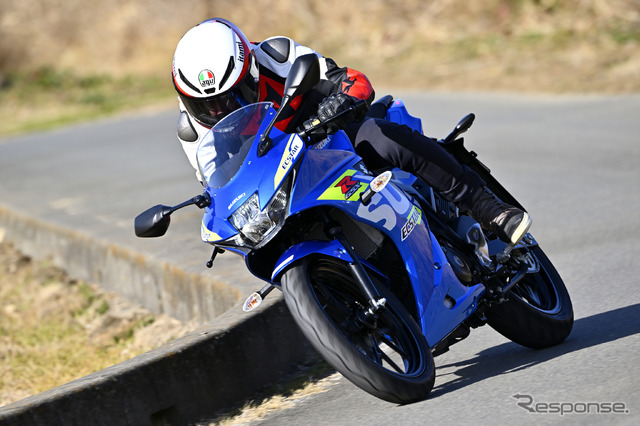 スズキ GSX-R125』