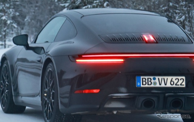 ポルシェ 911 改良新型プロトタイプ(スクープ写真)