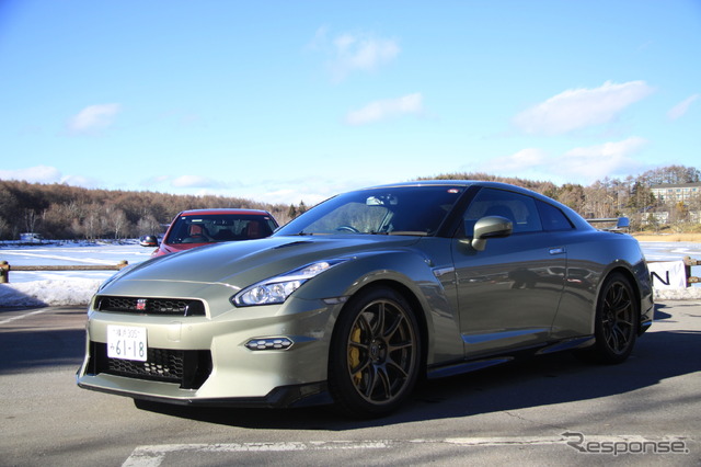 GT-R プレミアムエディション T-spec(2024モデル)
