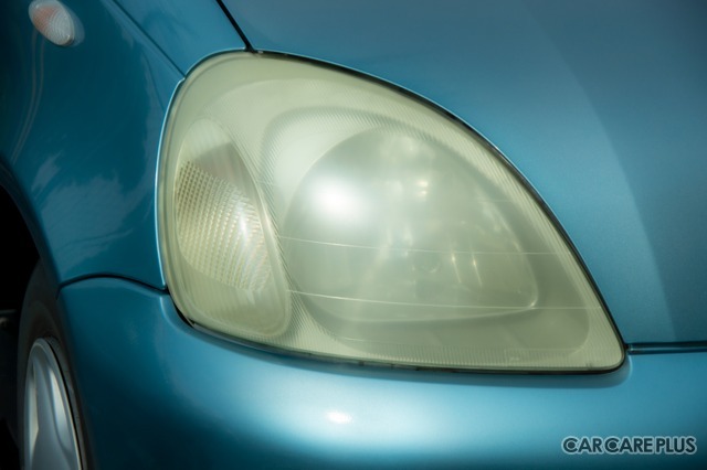 ヘッドライトの“黄ばみや汚れ” で車検が通らないってホント？