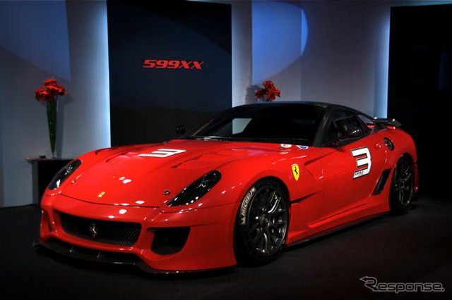フェラーリ 599XX…レース専用モデル日本初公開
