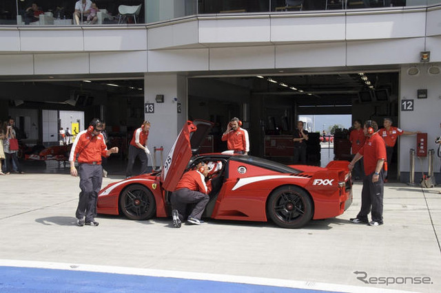 フェラーリ 599XX…レース専用モデル日本初公開