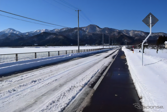 雪道(イメージ)