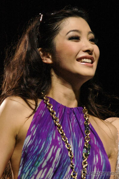 ミスユニバース日本代表、宮坂絵美里さんに決定!