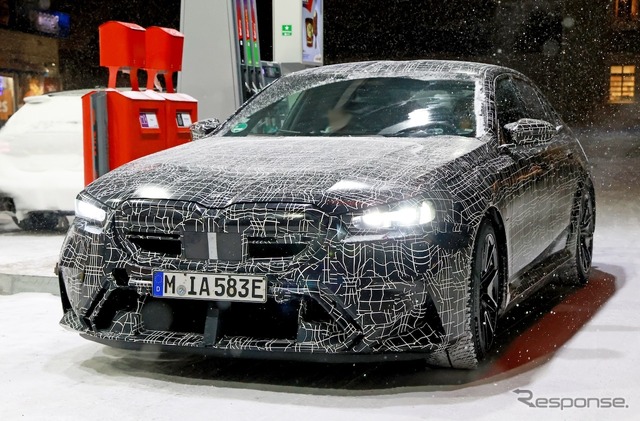 BMW M5セダン 新型プロトタイプ(スクープ写真)