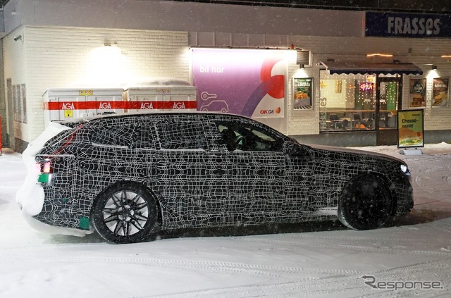 BMW M5ツーリング 新型プロトタイプ(スクープ写真)