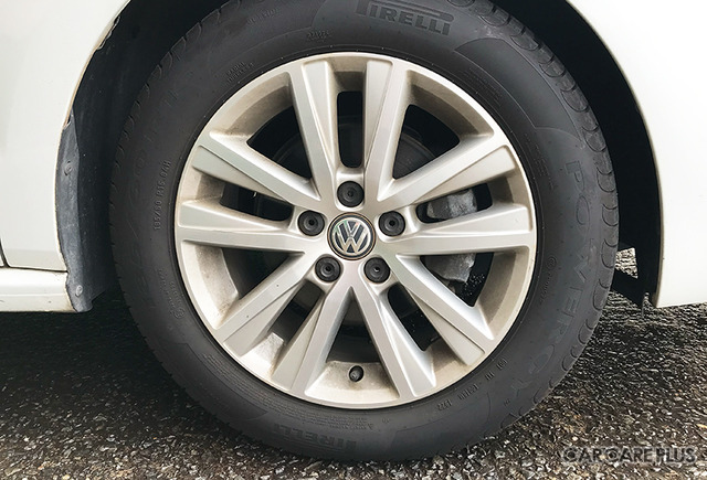 ホイール汚れ洗浄に『Adam’s Wheel & Tire Cleaner』を使ってみた…編集部レビュー