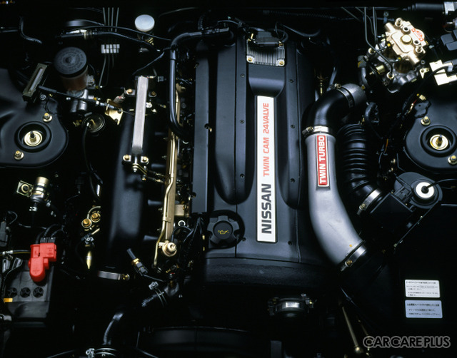 日産 スカイラインGT-R BNR32 丸目2灯に憧れたあの頃の走りよ甦れ… NISMO ヘリテージパーツ