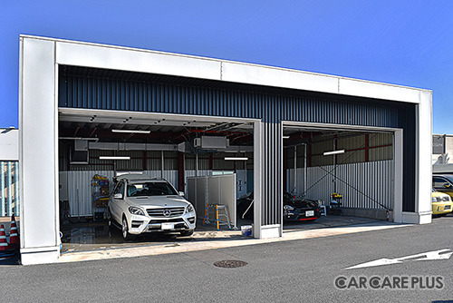 街中に広がる「プロによる手洗い洗車」 ドライバーの2人に1人が未経験?