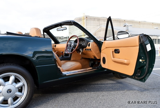 マツダ 初代ロードスター 限りなく「新車」に近づけるレストア術で “人馬一体” の走りを取り戻す…CLASSIC MAZDA
