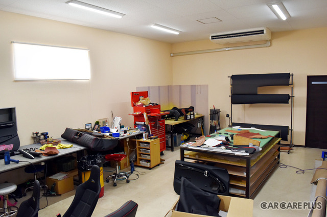 広々とした作業スペース