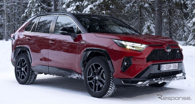 トヨタ RAV4 プラグインハイブリッド の「GRスポーツ」（欧州仕様）