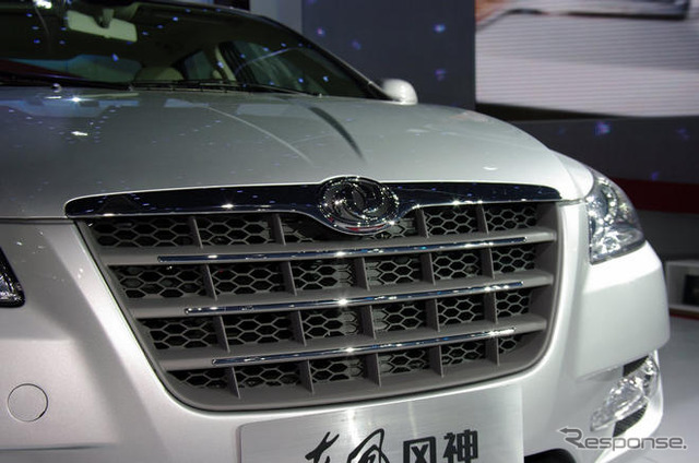 【上海モーターショー09ライブラリー】東風汽車 風神 S30