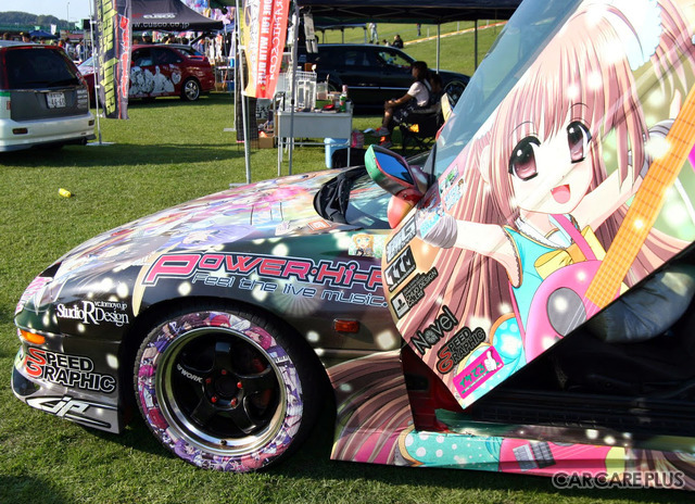 とにかく目立つ痛車カスタム!アニメとクルマの相乗効果は無限大だ