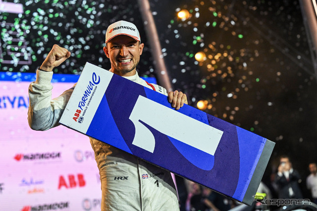 ジェイク・デニス(シーズン10 第2戦優勝時)