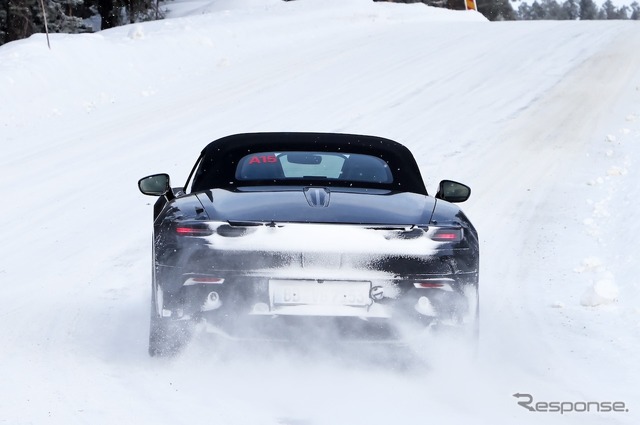 ポルシェ 718ボクスター EV プロトタイプ(スクープ写真)