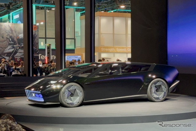ホンダ ゼロシリーズのフラッグシップ『サルーン』(CES 2024)