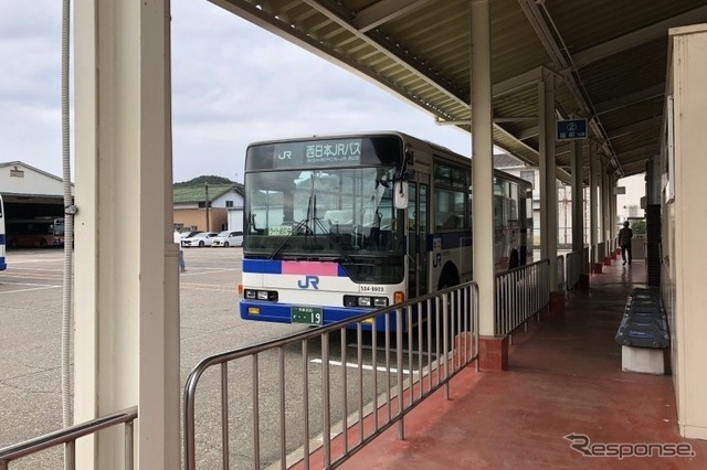 西日本JRバス桧山駅